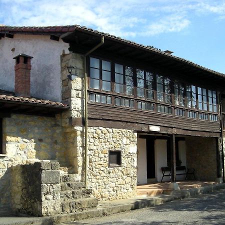 Turismo Rural El Sidron Pension Piloña Buitenkant foto