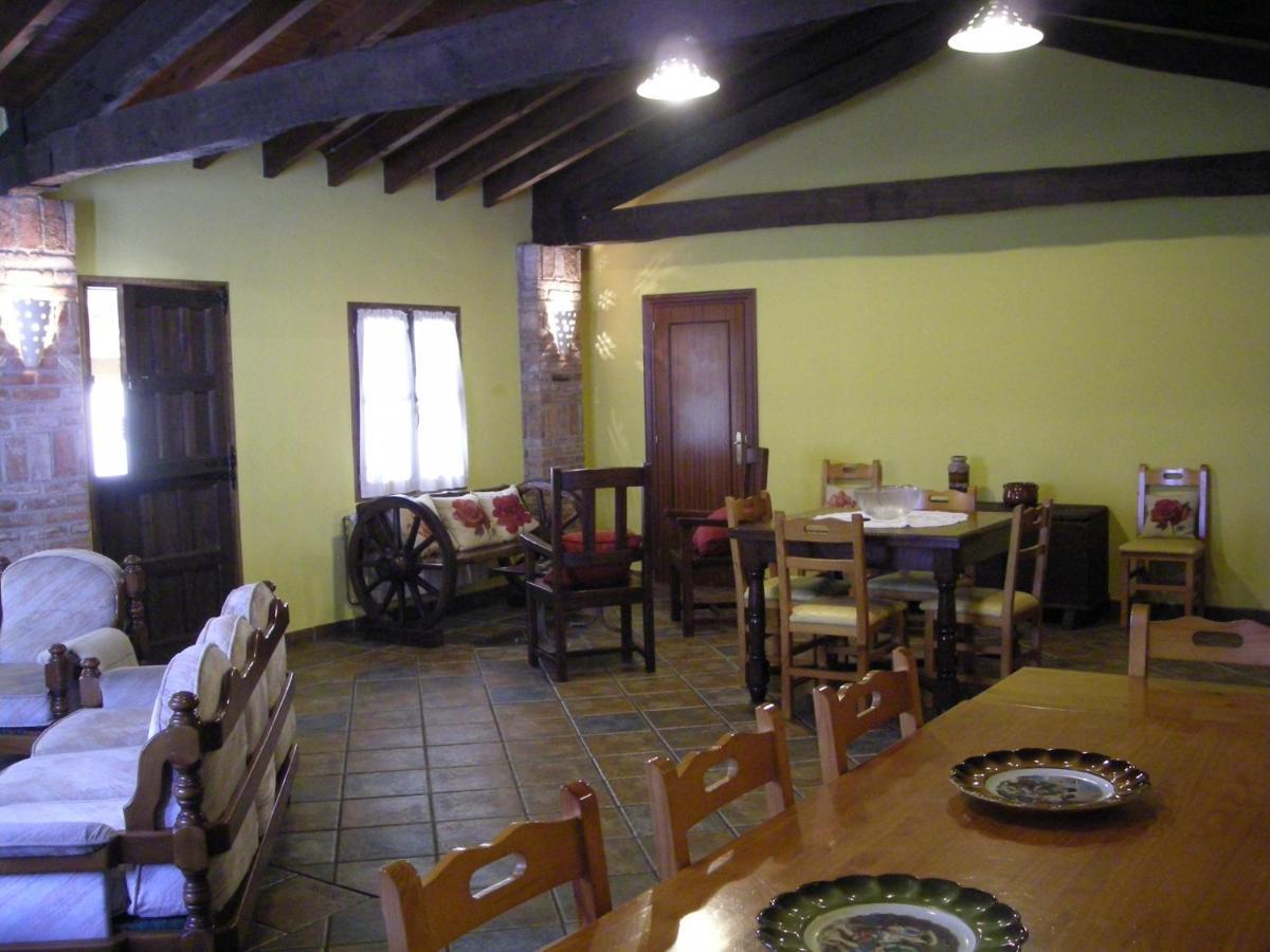 Turismo Rural El Sidron Pension Piloña Buitenkant foto