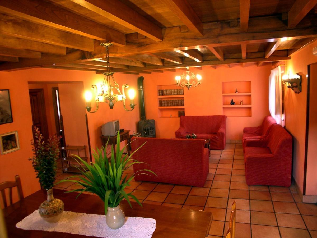 Turismo Rural El Sidron Pension Piloña Buitenkant foto