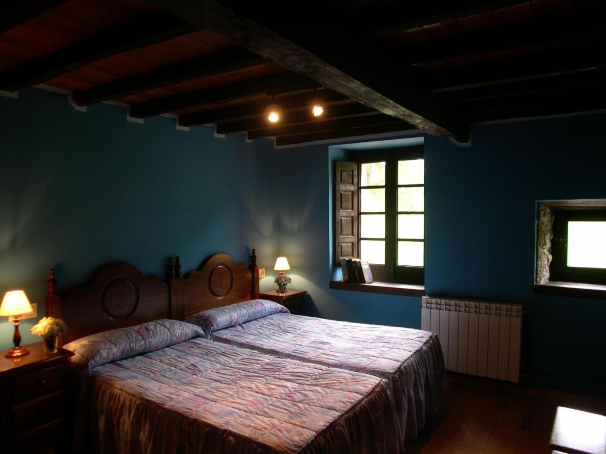 Turismo Rural El Sidron Pension Piloña Buitenkant foto