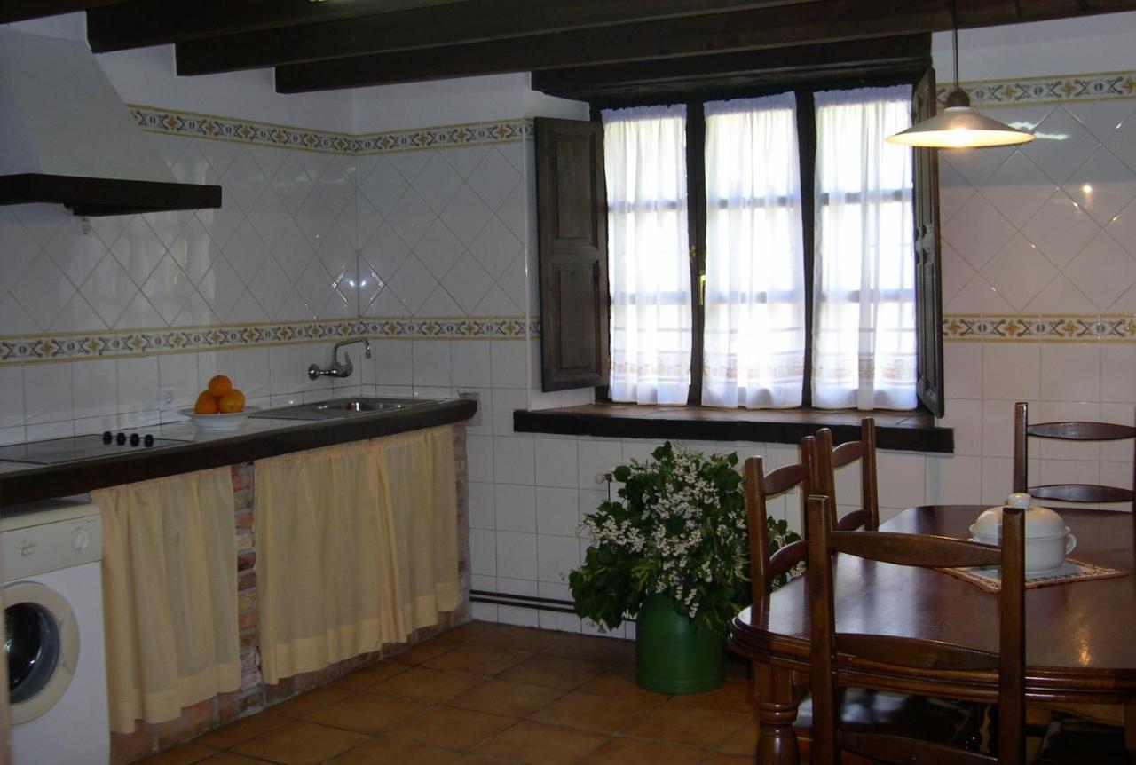 Turismo Rural El Sidron Pension Piloña Buitenkant foto