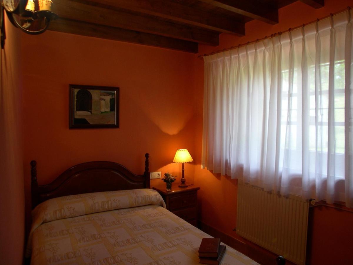 Turismo Rural El Sidron Pension Piloña Buitenkant foto